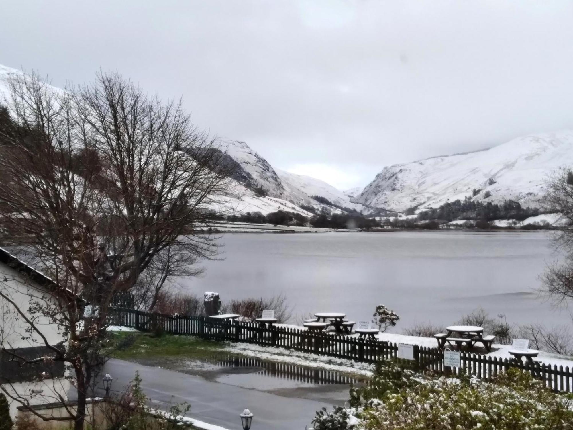 Pen-Y-Bont Hotel Tal-y-llyn Eksteriør bilde